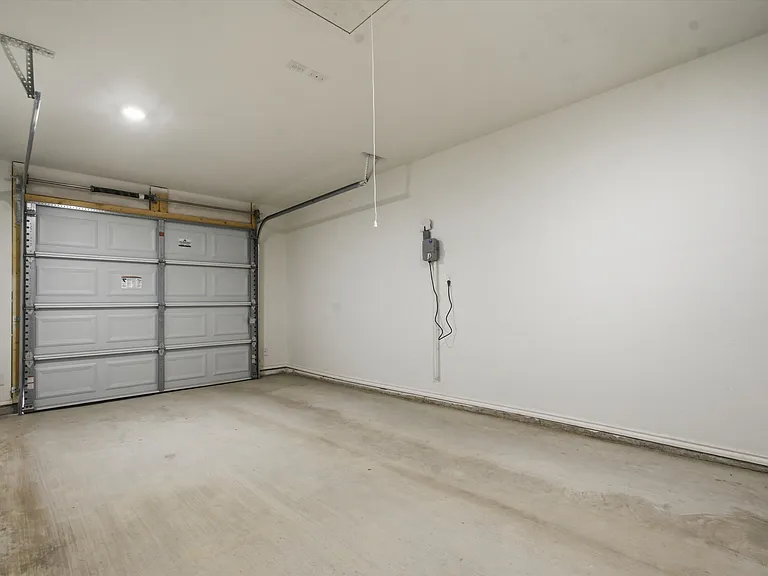 342 Monty Rd — Photo 25