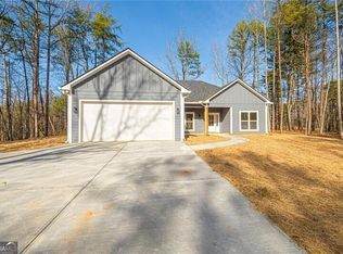 90 Kings Crossing Dr, Dawsonville, GA 30534