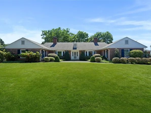 855 Blackburn Rd, Sewickley, PA 15143