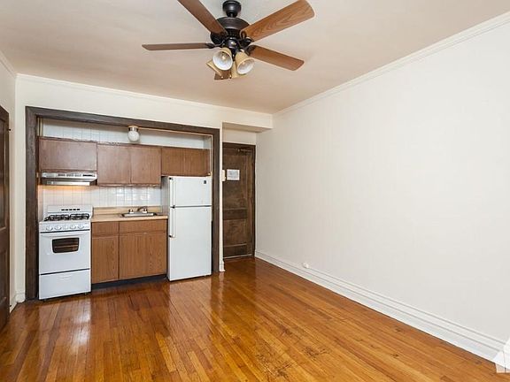 5th image of 2258 N Cleveland Ave #1111