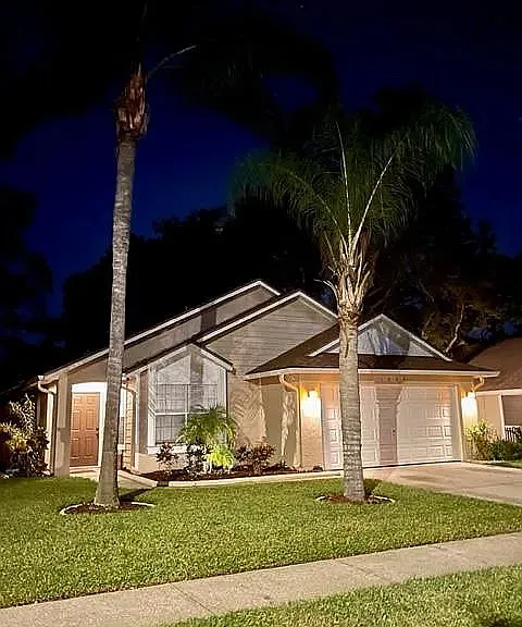 1063 Royal Oaks Dr — Photo 2