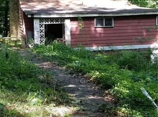 107 Wormwood Ln, Latrobe, PA 15650