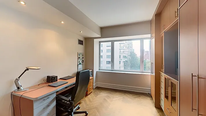 Sold by JB Mac Real Estate Inc. | media 25