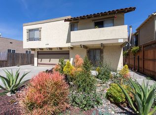 2 Weeks Free Gorgeous 3 Br Townhouse With 4 Parking Spaces!, San Diego, CA 92116