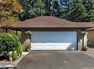 925 NE 3rd Ave, Hillsboro, OR