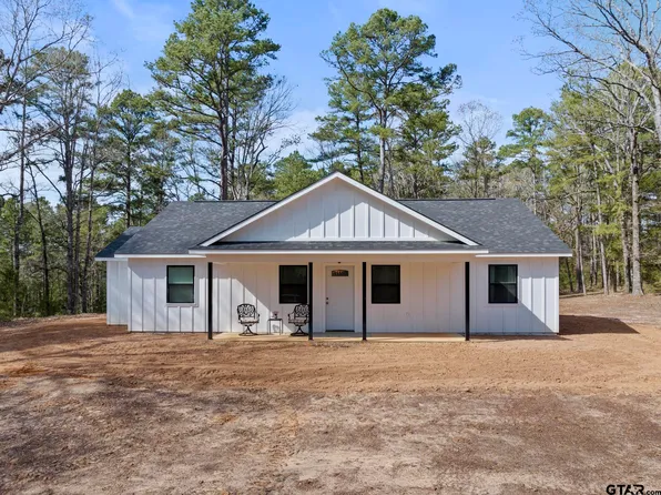 868 County Road 4517, Pittsburg, TX 75686