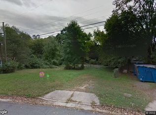 6801 Custis Pkwy, Falls Church, VA 22042