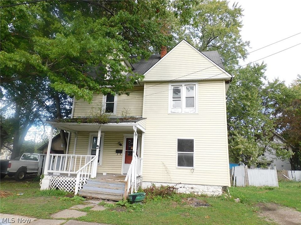 1st image of 543 W 40th St