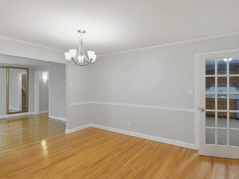 1306 Brockton Dr — Photo 6