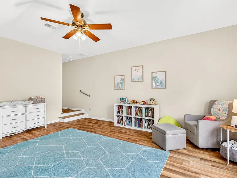 5410 Barnsley Dr — Photo 32