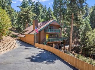 899 Blueridge Dr, Skyforest, CA 92385
