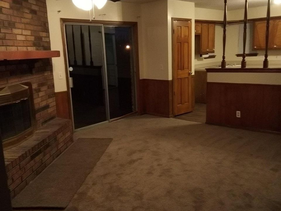 2nd image of 1650 S 117th Ave E