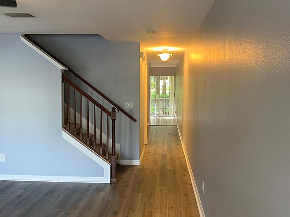 3rd image of 10951 Brickside Ct