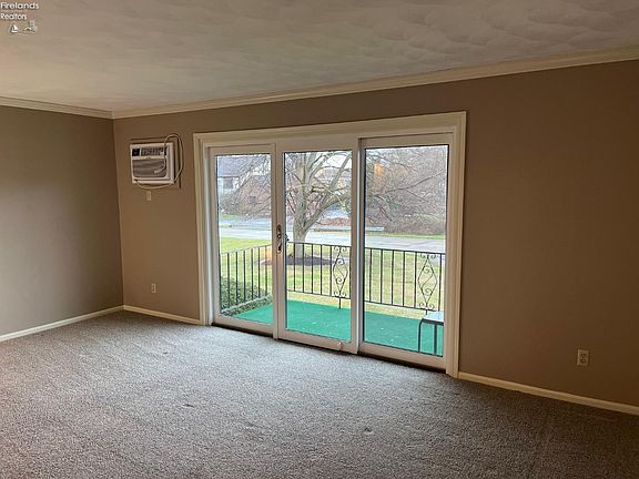 5th image of 119 Stonyridge Dr APT 204