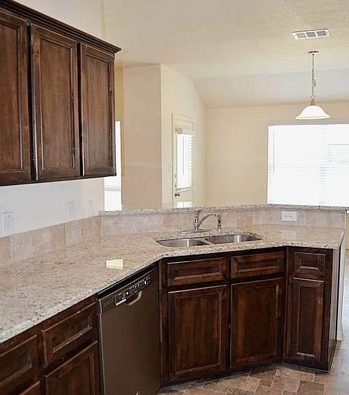 6702 Keechi Valley Dr — Photo 11