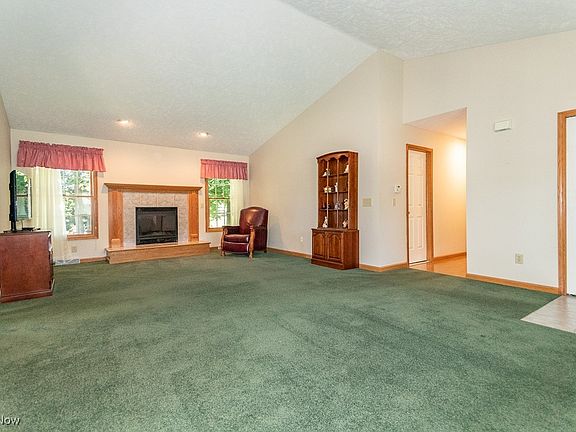 4th image of 6803 Rockport Ln