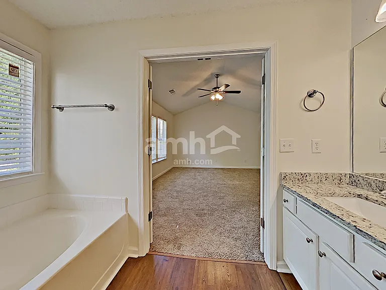 3410 Spindletop Dr NW — Photo 11