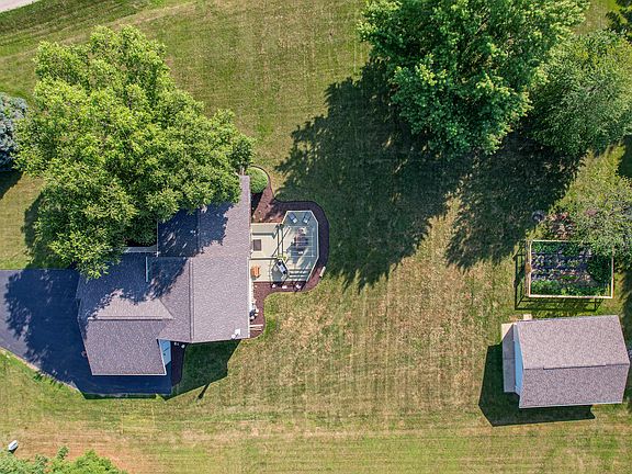 4th image of 8156 Barclay Rd