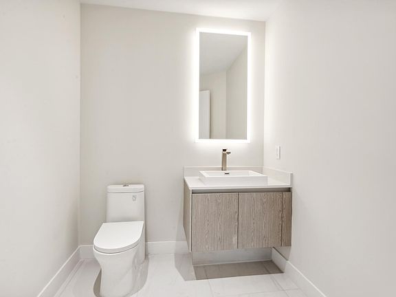 3rd image of 3100 N Ocean Dr #1009