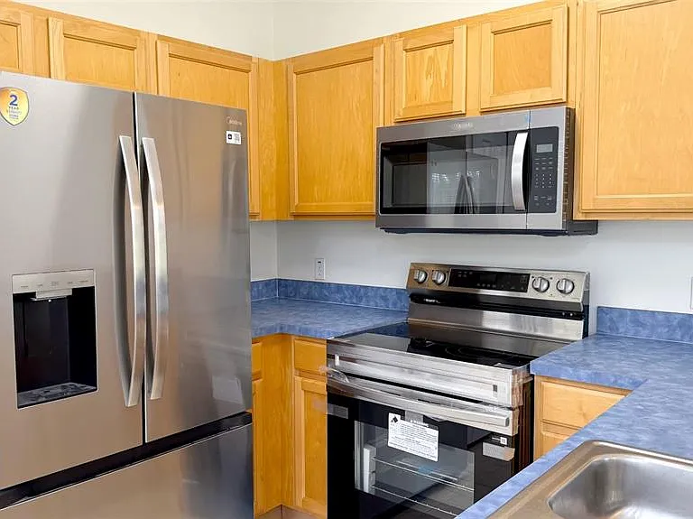 203 Madison Cir — Photo 10