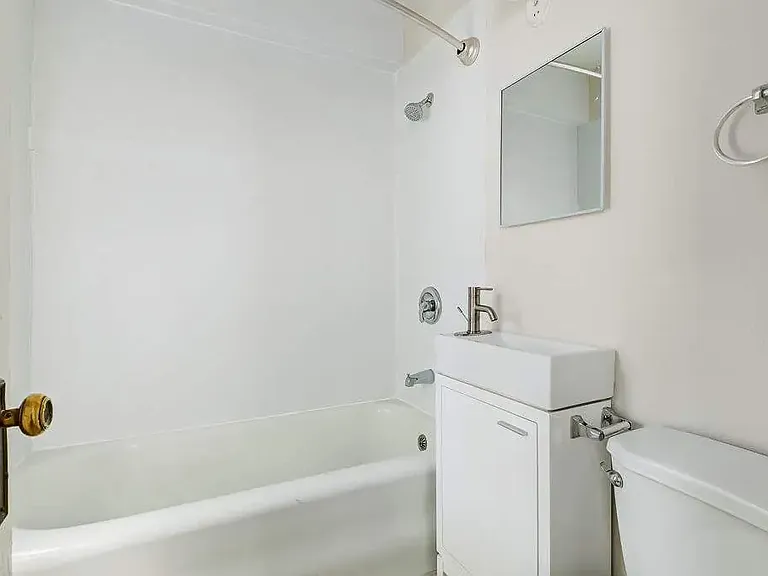 2104 14th Ave #17B — Photo 16