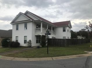 202 Nantucket Loop, Maumelle, AR 72113