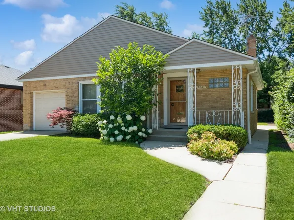 2841 W Bryn Mawr Ave, Chicago, IL 60659