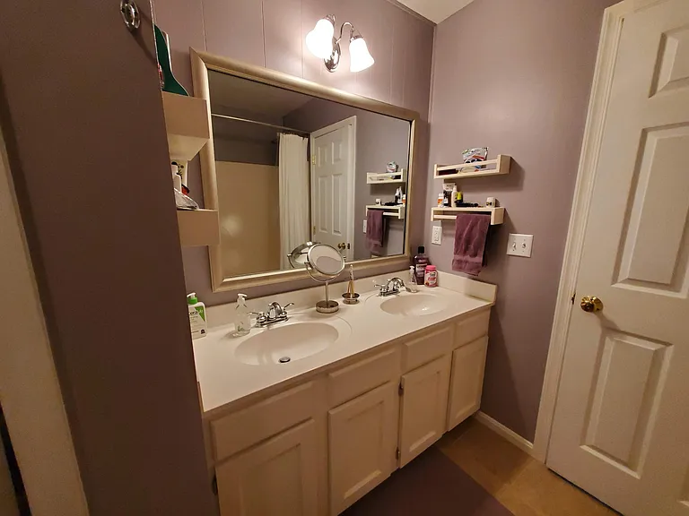 131 Quiet Waters Pl — Photo 17