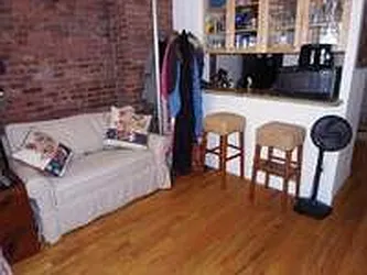 Rented by Urban Real Estate Property Group Inc