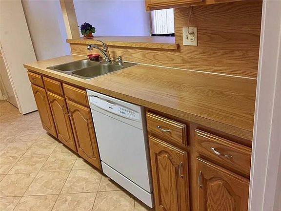 2nd image of 2601 Nova Dr