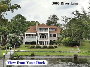 3003 River Ln, New Bern, NC 28562