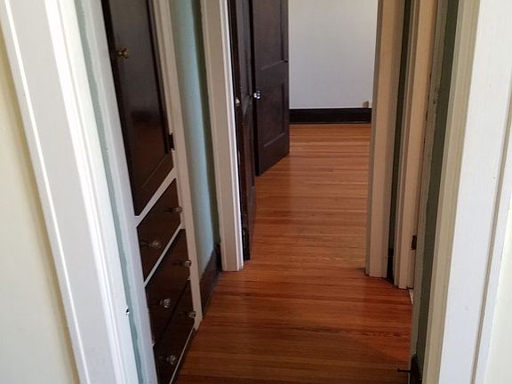 4th image of 2829 Park Ave #302