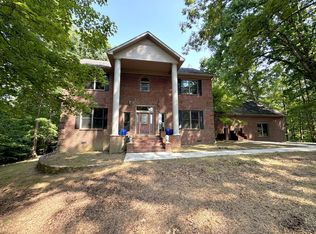 391 Fairview School Rd, Normandy, TN 37360