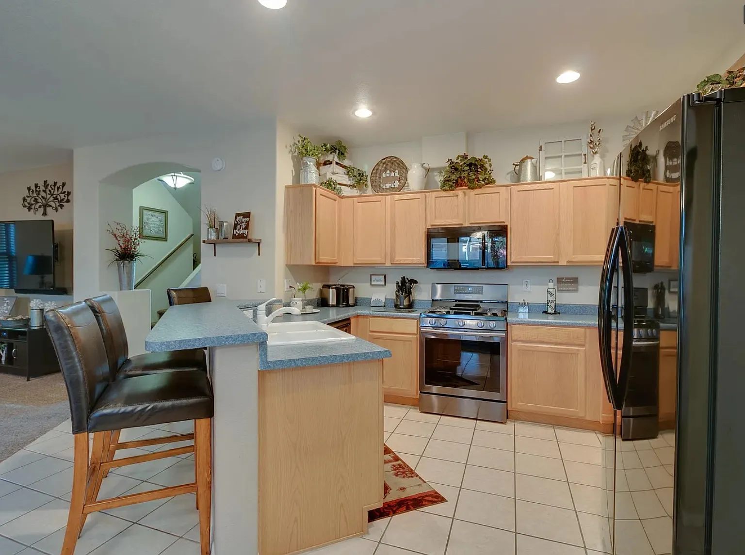 3 bed, 2.5 bath, 1858 sqft, $2,650 — Photo 4