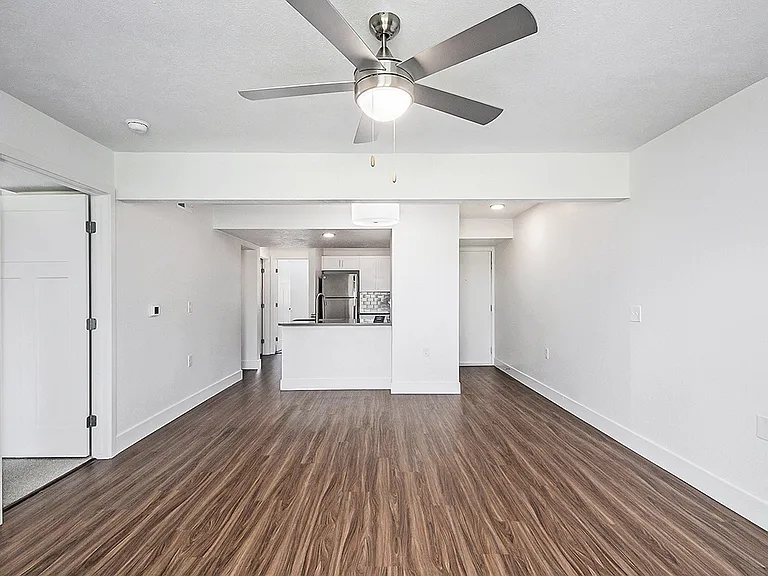 The Crossings Apartments — Photo 39