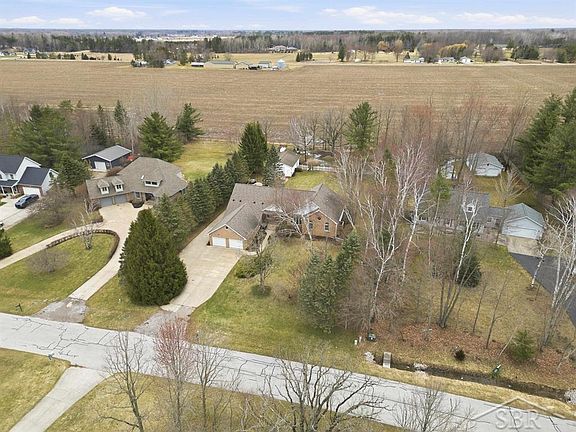 3rd image of 3343 E Ryan Dr