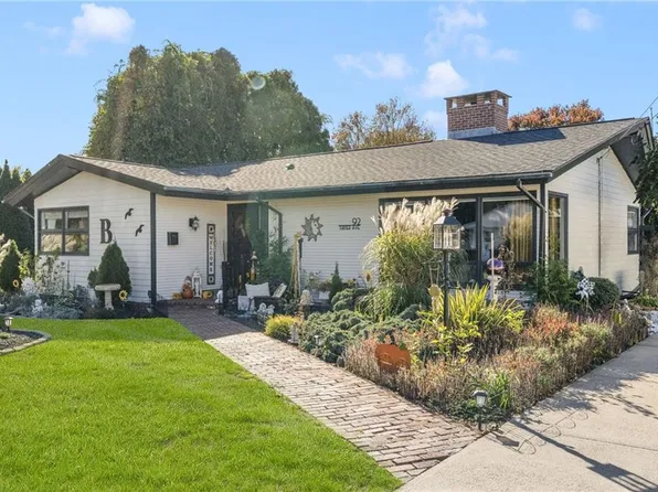 92 Turner Ave, Cranston, RI 02920