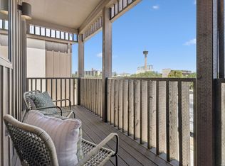 562 McMonigal Pl, San Antonio, TX 78210