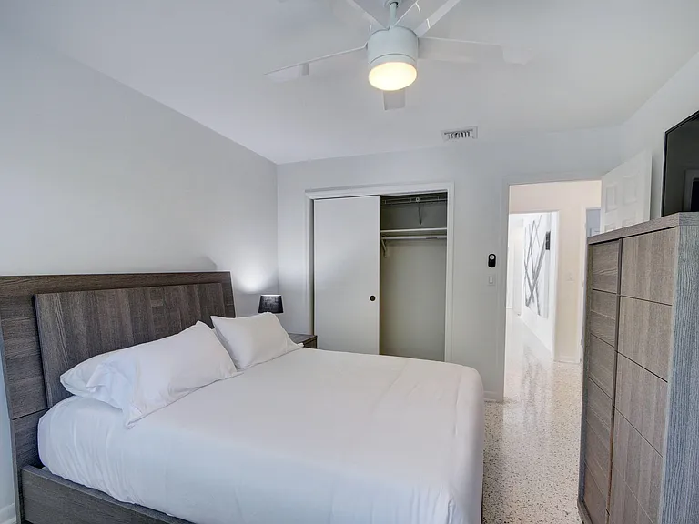 1171 Bimini Ln — Photo 32