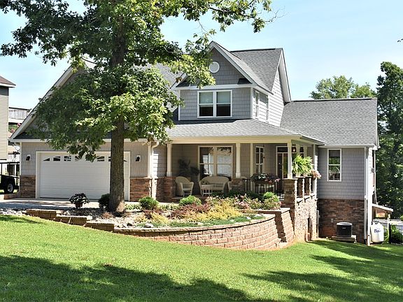 2nd image of 134 Great Creek Ct