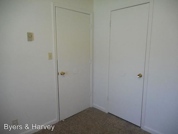 5th image of 101 Northway Dr APT A