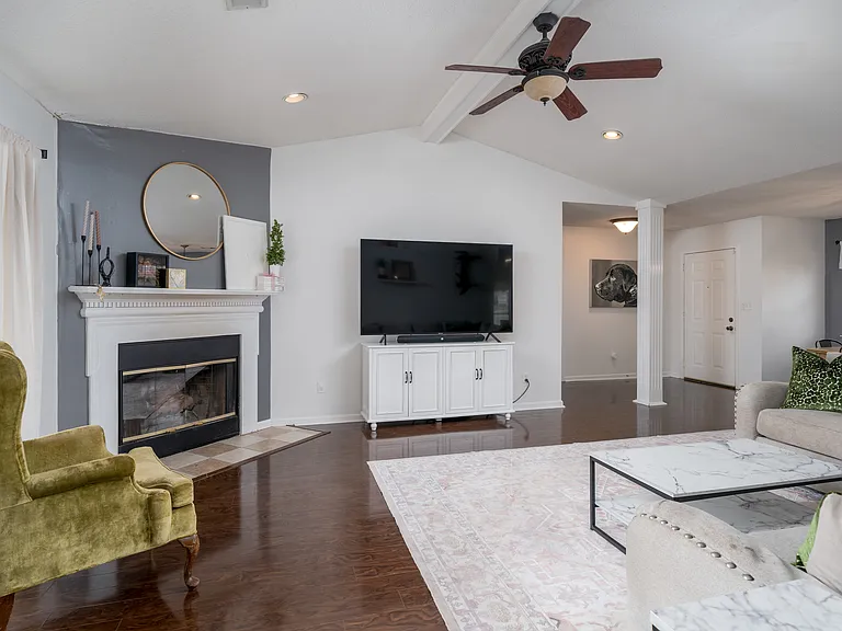 4153 Cypress St — Photo 9