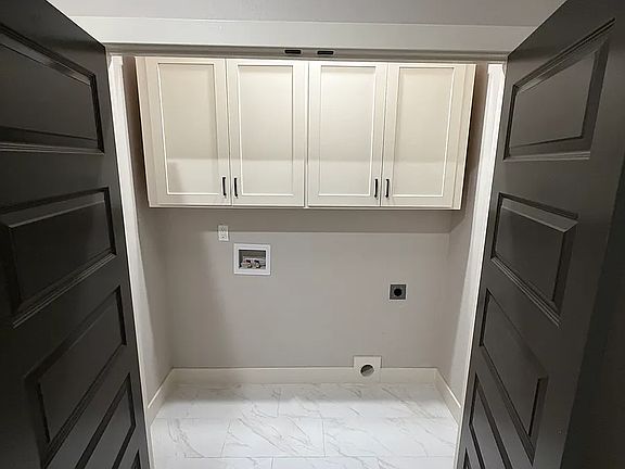 4th image of 5254 Reagan Dr