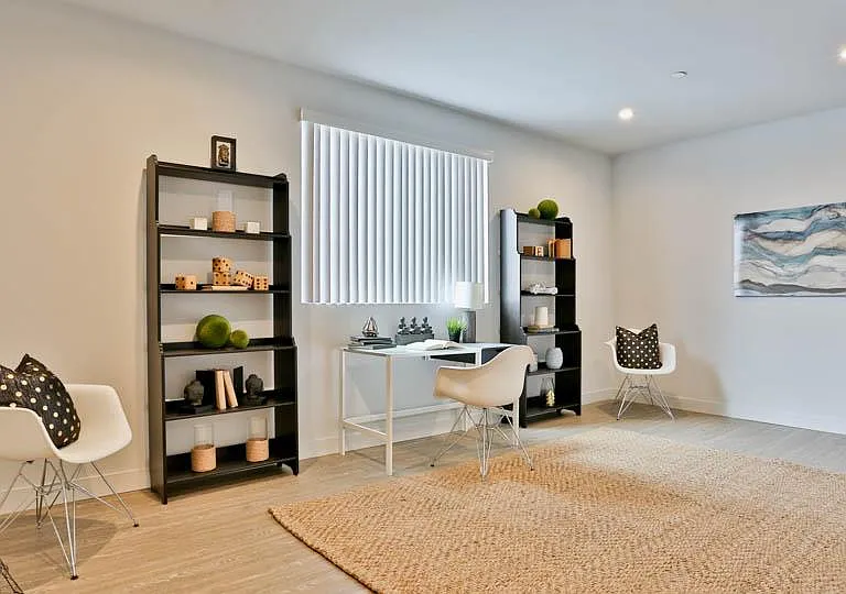 727 Wilcox Ave #305 — Photo 9