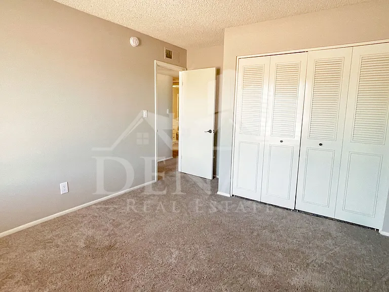2243 W McRae Way — Photo 16
