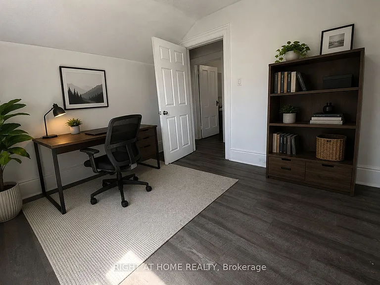 178 Adelaide Ave E #3 — Photo 7