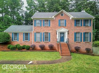 1376 Maple Ridge Dr, Suwanee, GA 30024