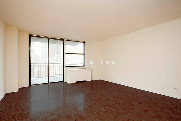 Rented by Mirador Real Estate | media 2
