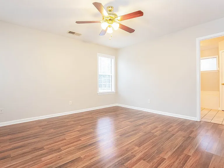 1209 Pendulum Dr — Photo 8