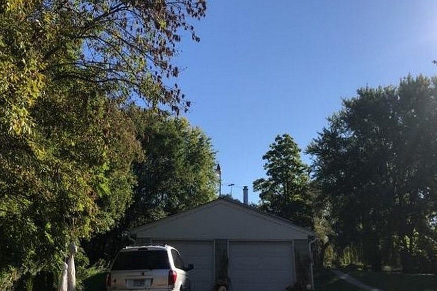2nd image of 6700 N Shore Trl N